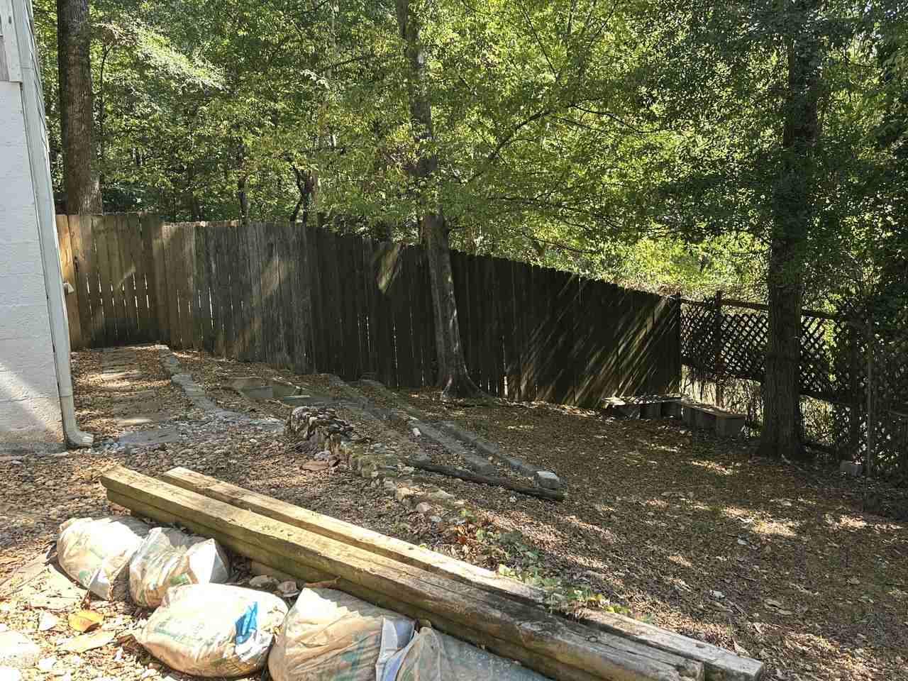 310 1/2 E View Dr - Photo 5 of 45