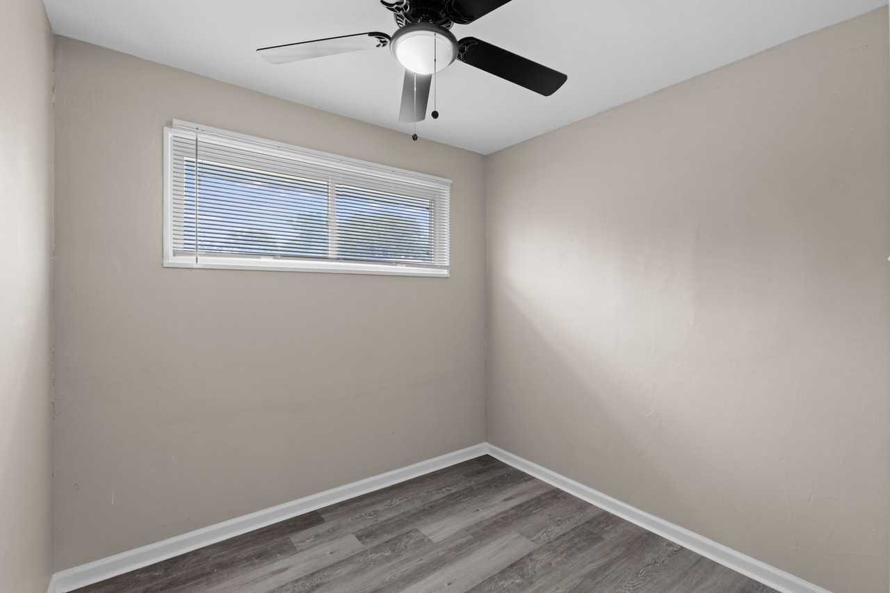 5677 Parchester Dr - Photo 2 of 21