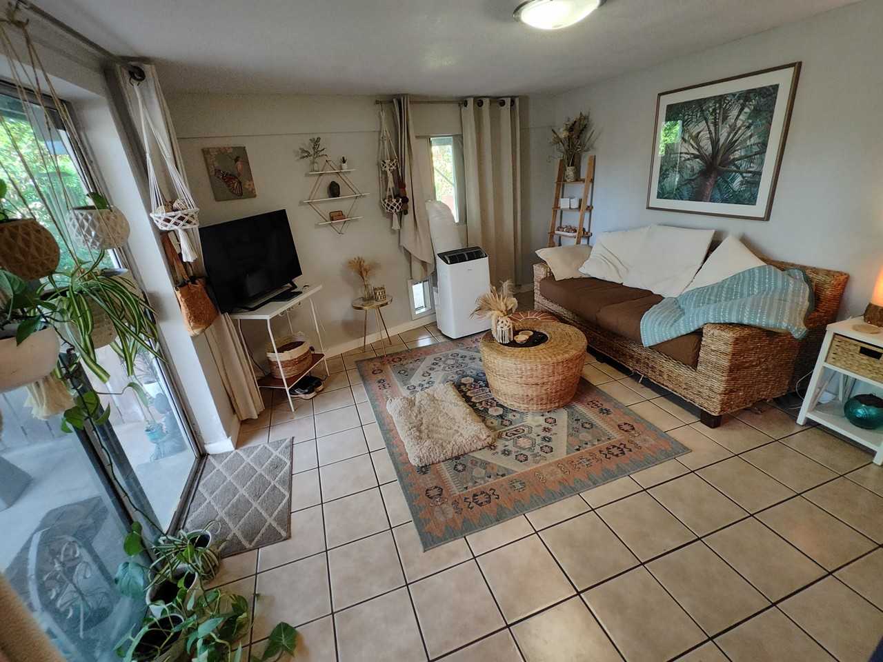48 Hui Rd F - Photo 2 of 5