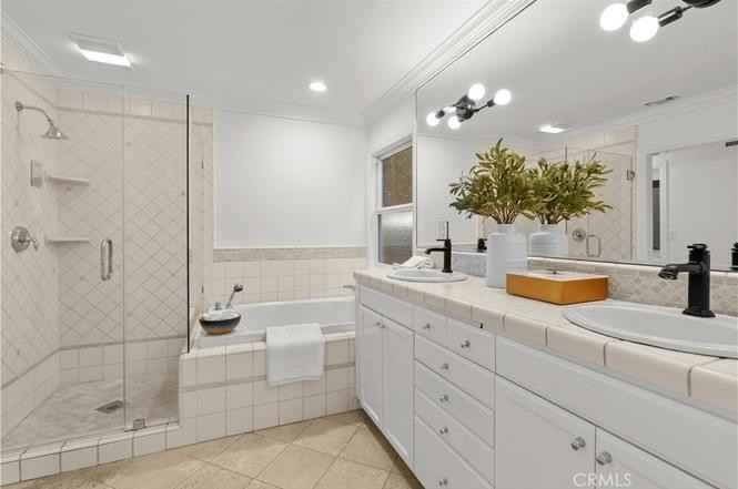 1412 Vivian Ln - Photo 5 of 14