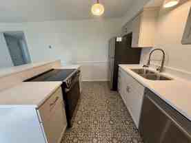 946 Indiana St - Photo 1 of 1