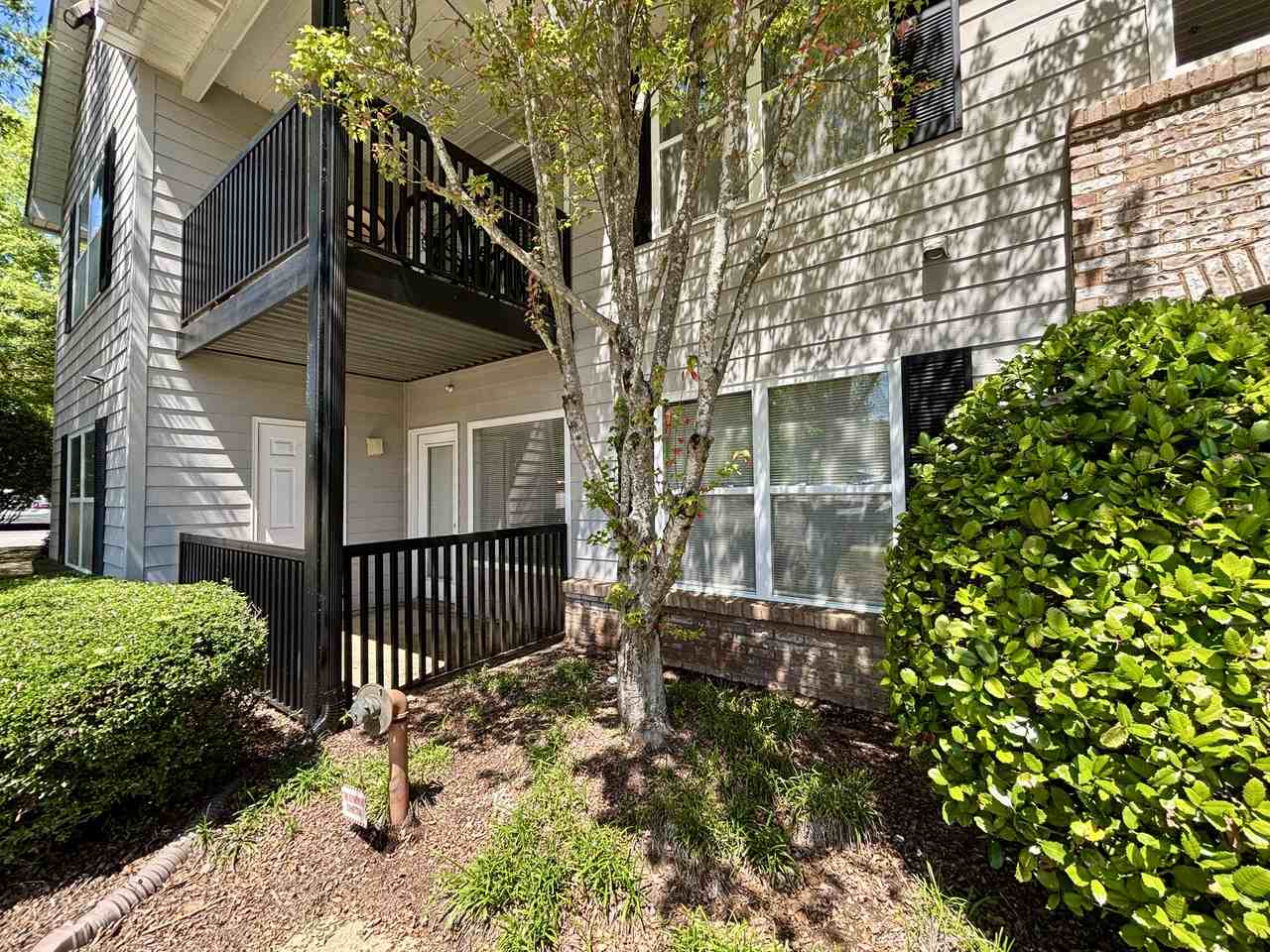 1385 S Donahue Dr #2101 - Photo 3 of 4