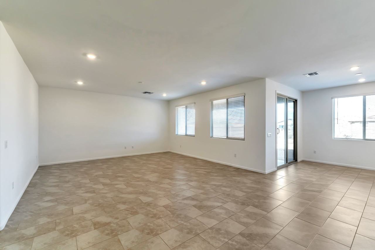 17491 S Ironwood Bend Dr - Photo 3 of 24