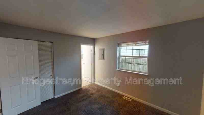 2605 Revere Ave #G - Photo 5 of 5