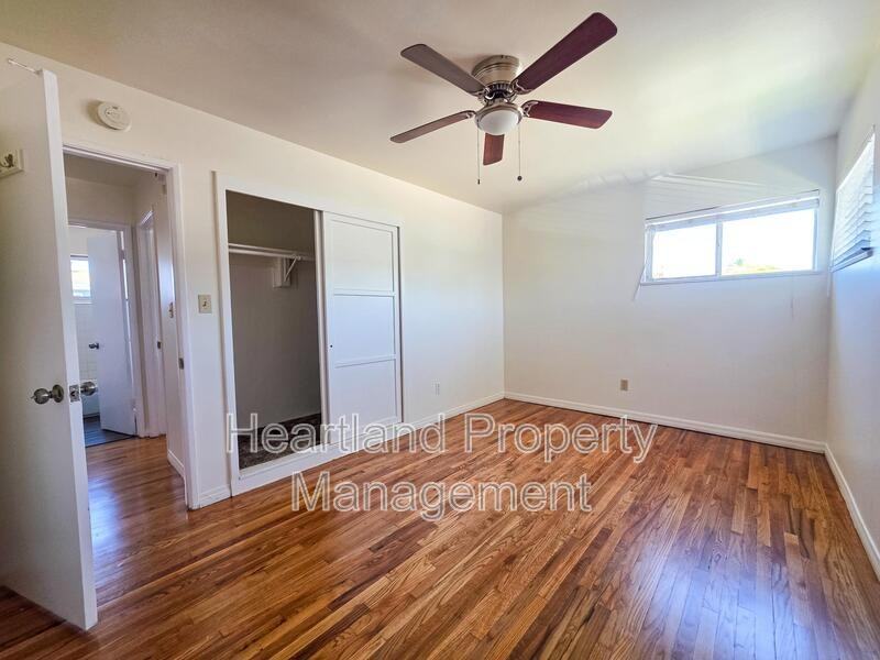 9273 Earl St - Photo 5 of 7