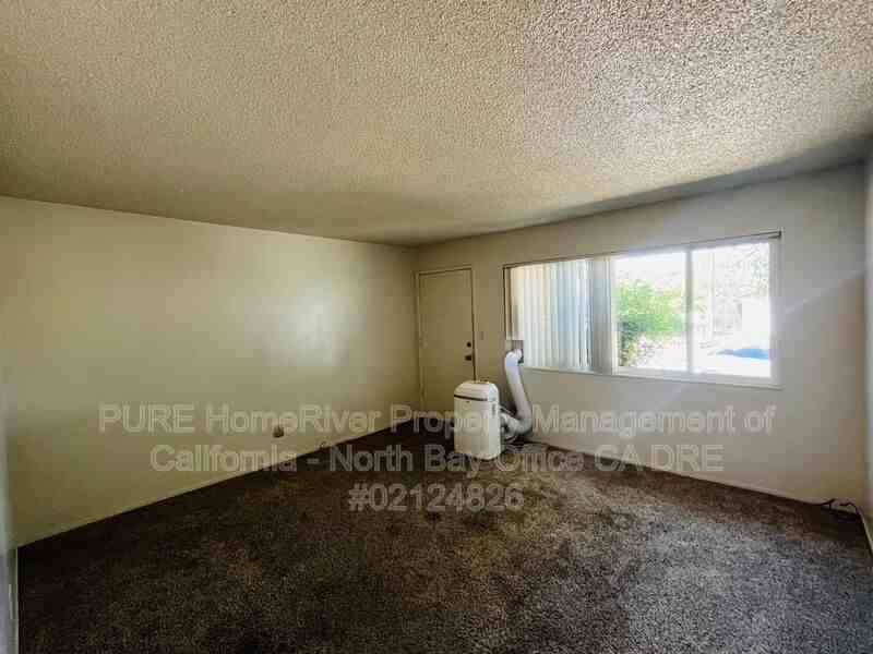 69 Lorraine St #A - Photo 3 of 8