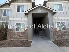 featured image of 10639 W Wasdale Dr #102