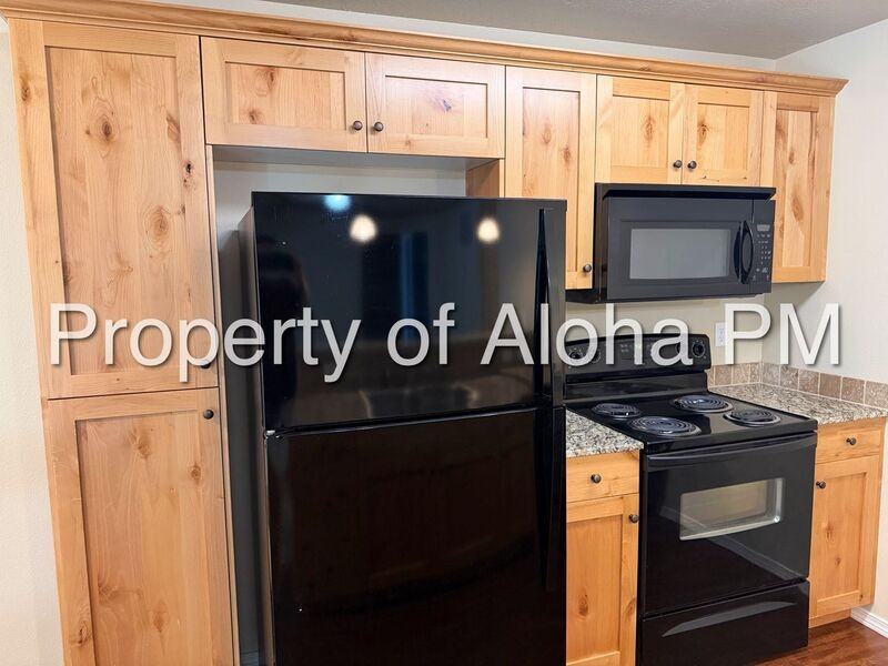 10639 W Wasdale Dr #102 - Photo 7 of 17