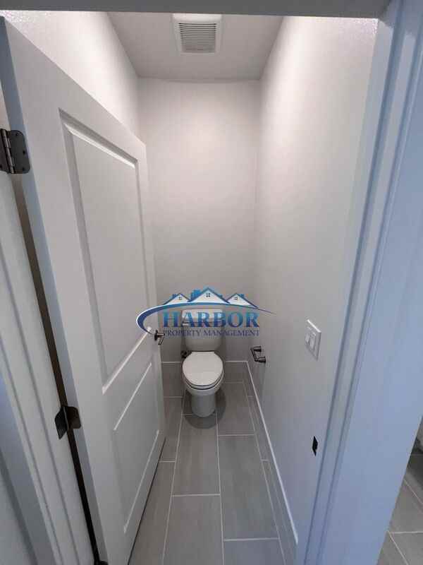 1627 Hornet Dr - Photo 5 of 20