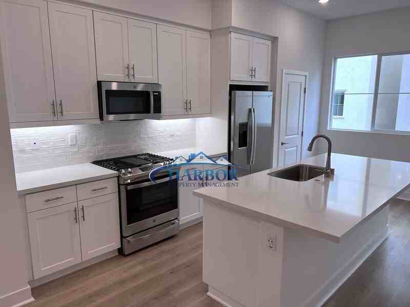 1627 Hornet Dr - Photo 7 of 20