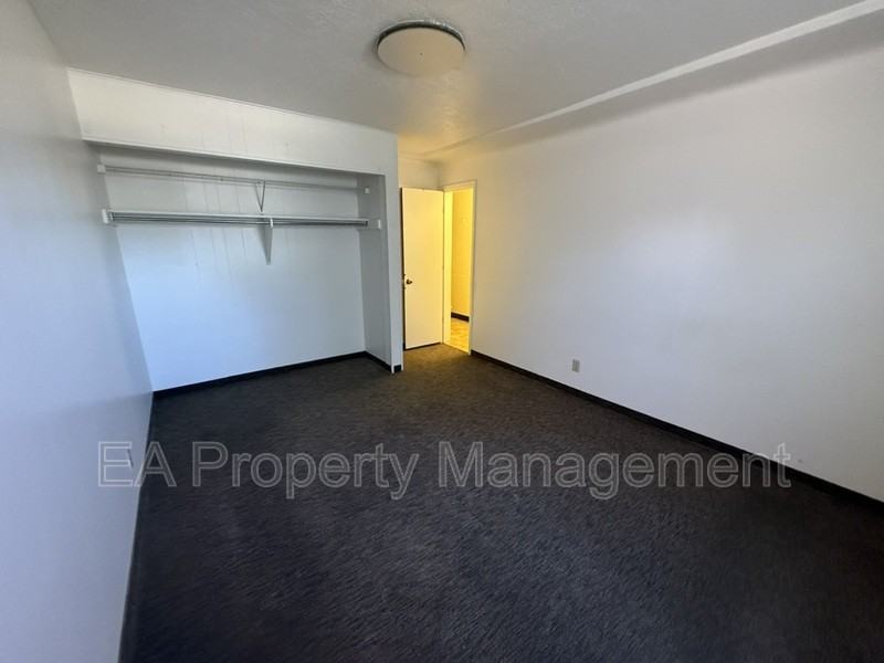 7700 Mcknight Ave Ne #B - Photo 4 of 7