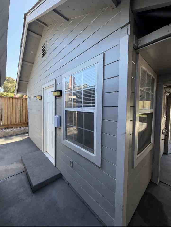 1017 Winton Dr #NA - Photo 2 of 9