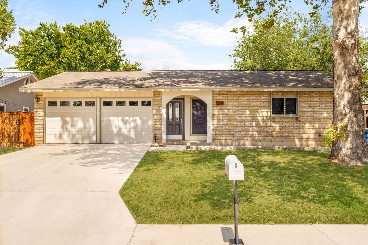 224 Anhalt Dr #NA - Photo 2 of 20