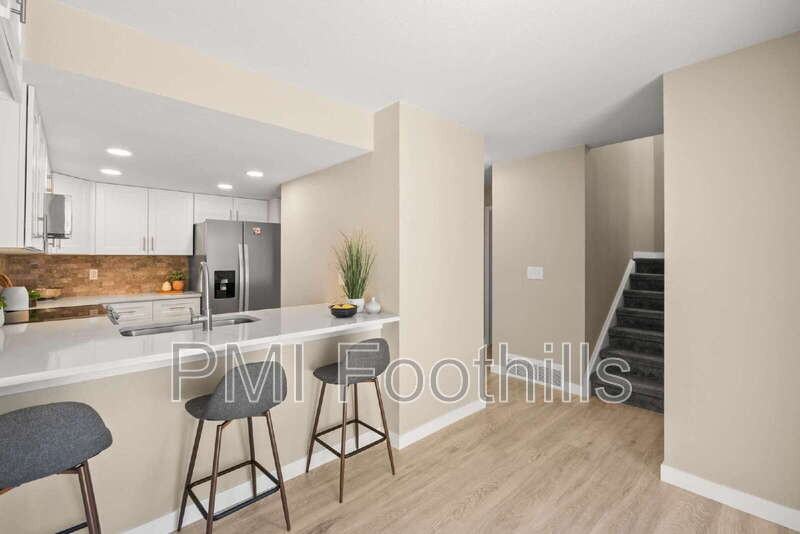 206 S Holman Way - Photo 6 of 46