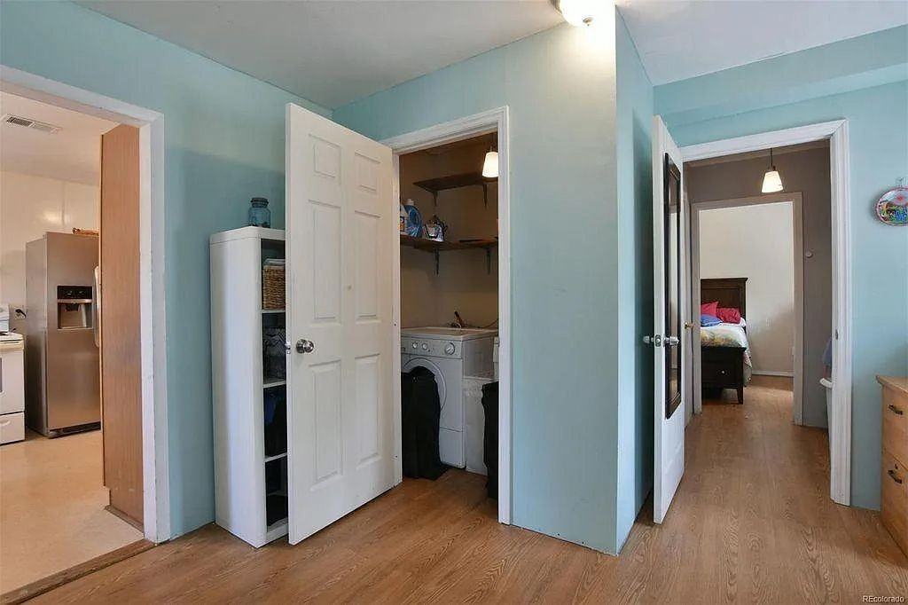 1334 S Raritan St - Photo 4 of 11