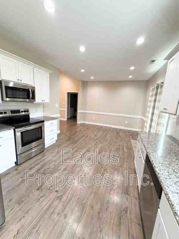 328 N Landing Dr - Photo 6 of 27