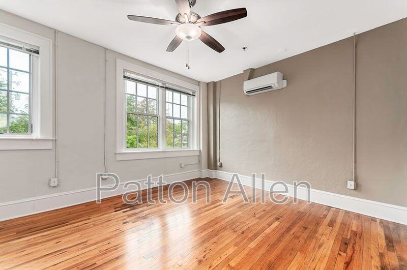 444 Haywood Rd #201 - Photo 4 of 7