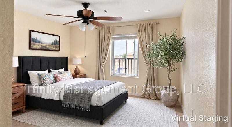 5822 Congress St #105 - Photo 4 of 14