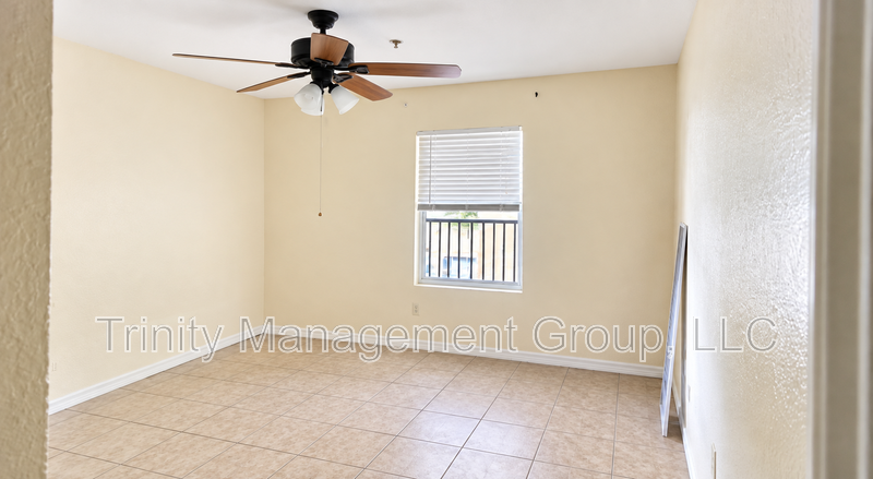 5822 Congress St #105 - Photo 5 of 14