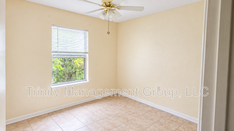 5822 Congress St #105 - Photo 7 of 14