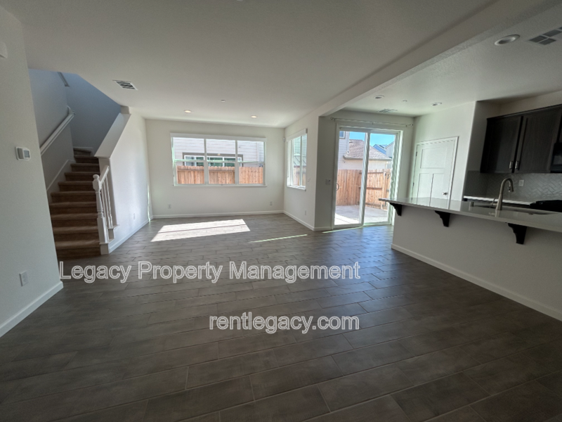 1105 Hiramatsu Ln - Photo 2 of 27