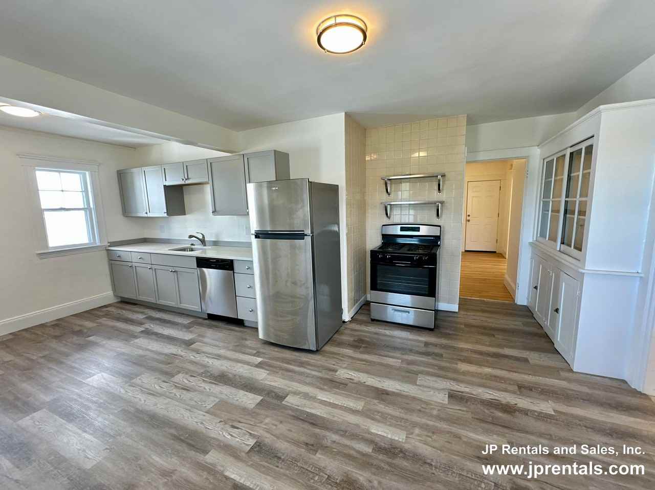 4467 Washington St #2 - Photo 3 of 14