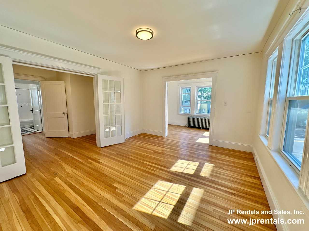 4467 Washington St #2 - Photo 6 of 14