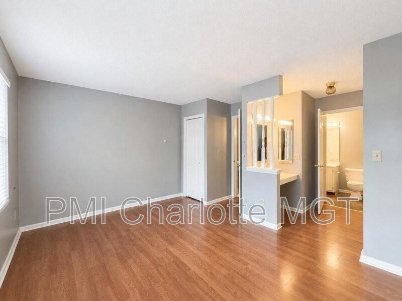 654 Lex Dr - Photo 6 of 14