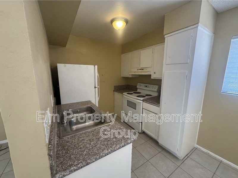 2516 E Mesquite Ave - Photo 4 of 7