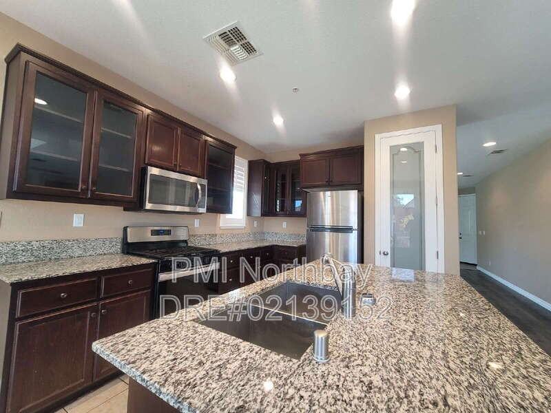 2314 Pennsylvania Ave - Photo 5 of 21
