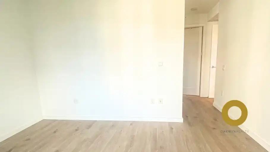 1661 Ontario St #512 - Photo 6 of 11