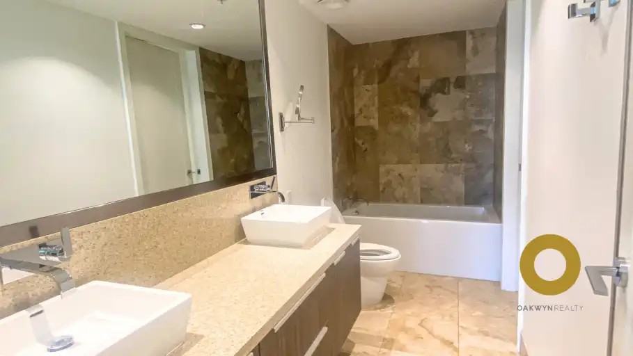 1661 Ontario St #512 - Photo 7 of 11