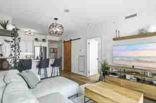 150 East Liberty St #1607 - Photo 1 of 1