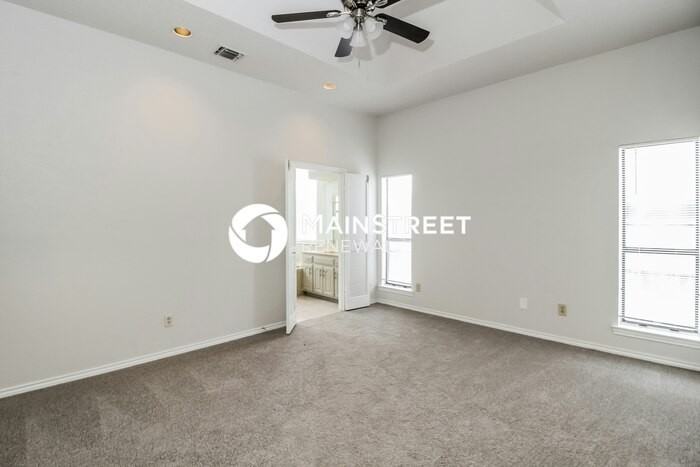 2102 Monterrey Pl - Photo 7 of 15