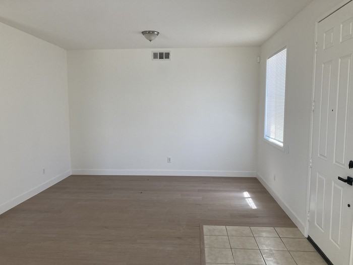 12948 Georgetown Ln - Photo 2 of 12