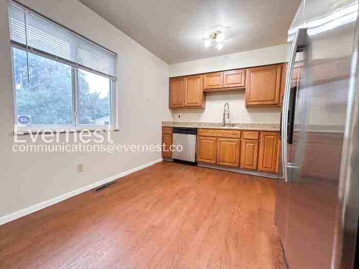 4203 Goldenrod Dr - Photo 3 of 35