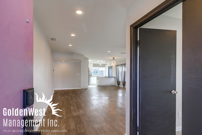 6767 Garber Ave - Photo 4 of 12