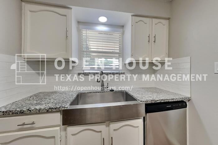 14230 Laffite Dr - Photo 6 of 20