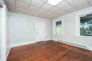 featured image of 236 Saratoga St