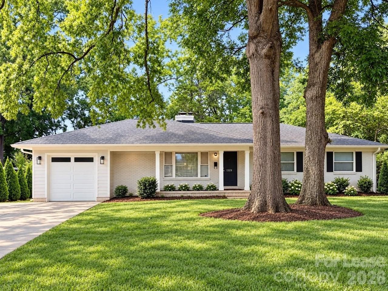 1329 Mockingbird Ln