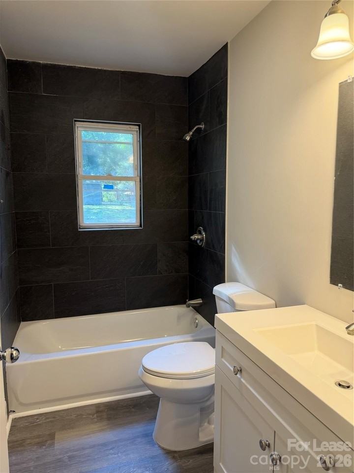 508 Eastside Dr - Photo 5 of 9