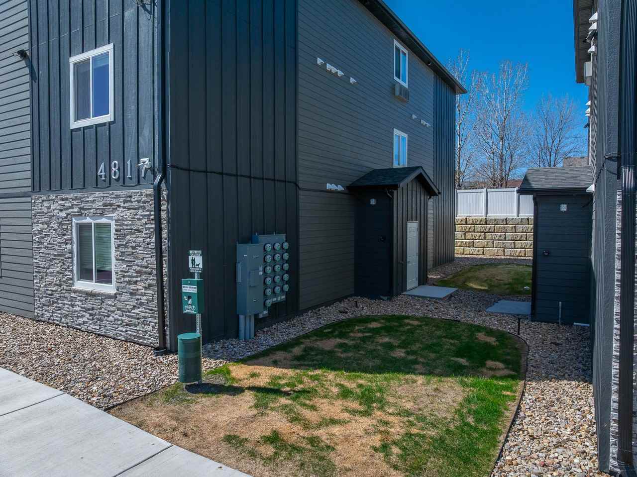 4827 5th Street - Photo 6 of 10