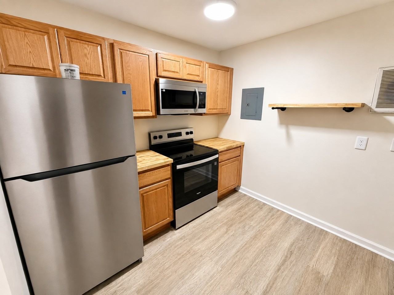 EHJ - 700 Kecoughtan Rd - Photo 6 of 15