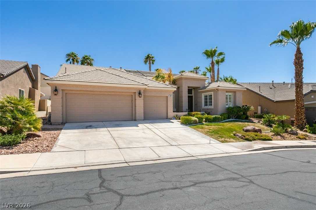2504 Silver Beach Dr - Photo 2 of 50