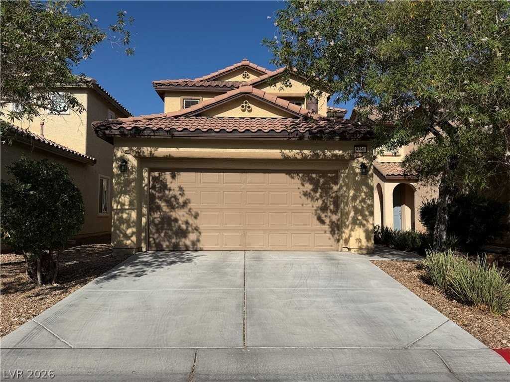 9761 Plane Tree Ct - Photo 2 of 41