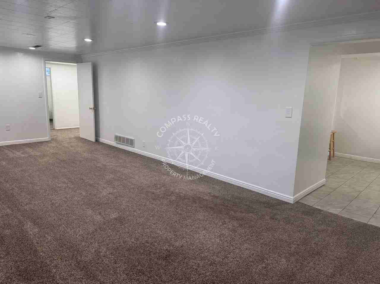 545 Canyon Way - Photo 7 of 14