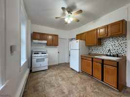 featured image of 253 Palisade Ave #3