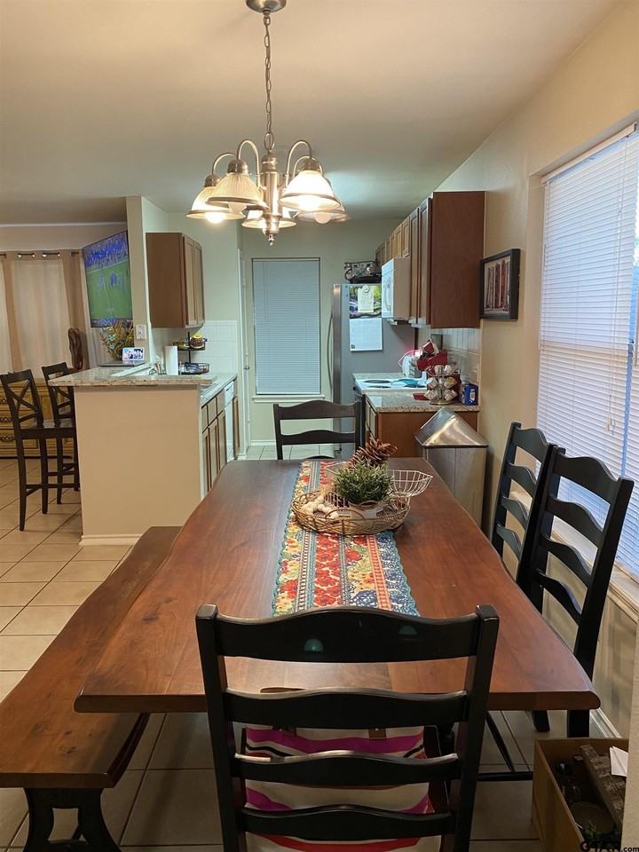 617 Hagan Rd - Photo 4 of 18
