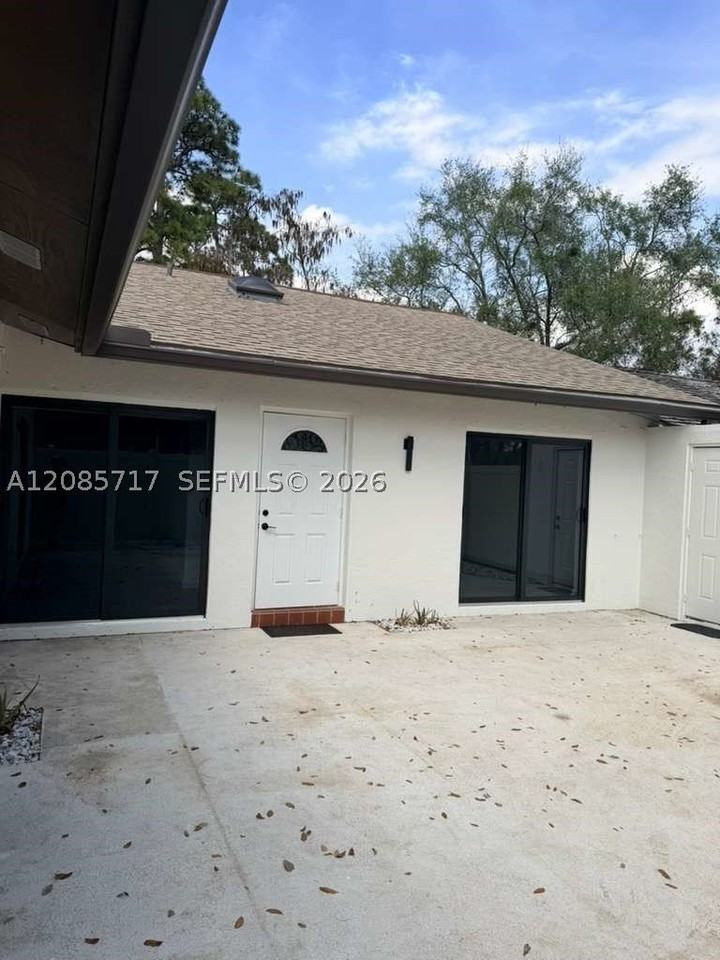 1350 Periwinkle Pl #0 - Photo 2 of 17
