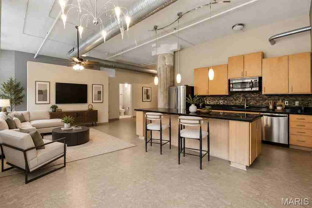 1627 Locust St #202 - Photo 2 of 50